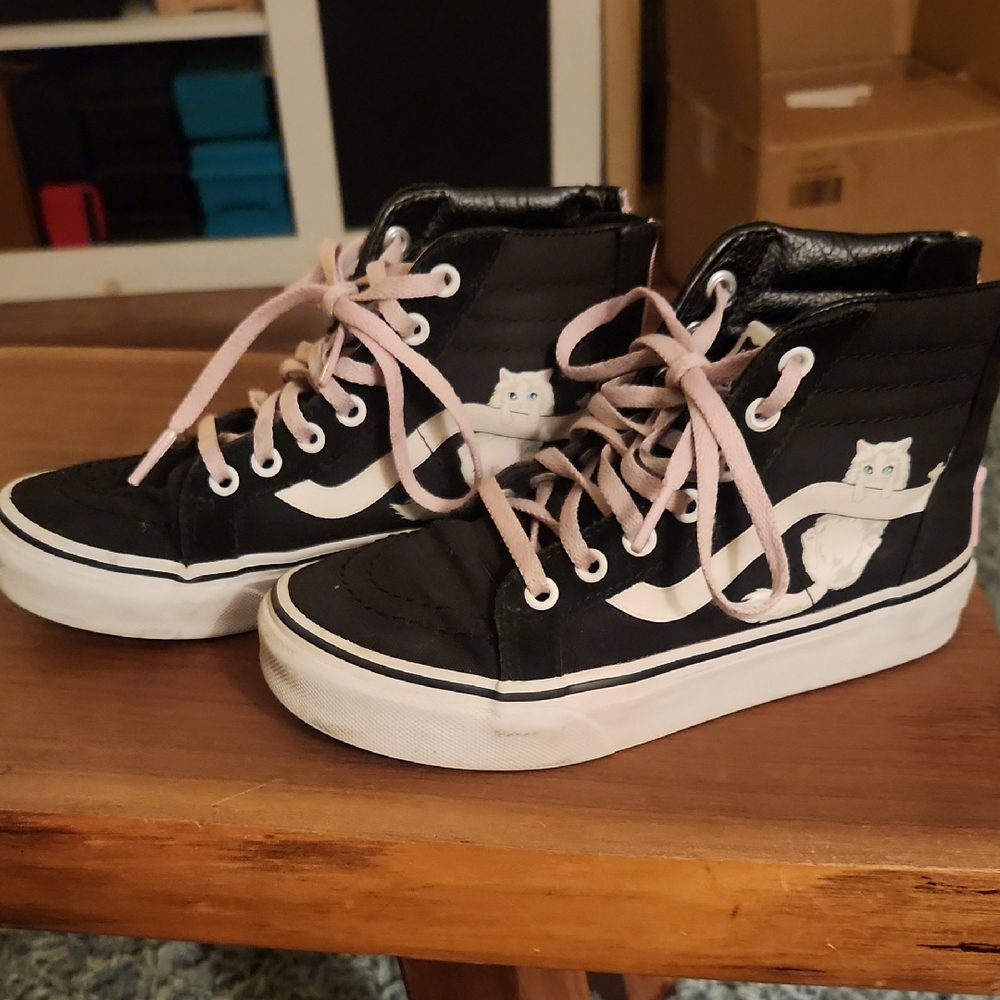 Vans Black and White Kids Sneakers with Pink Laces